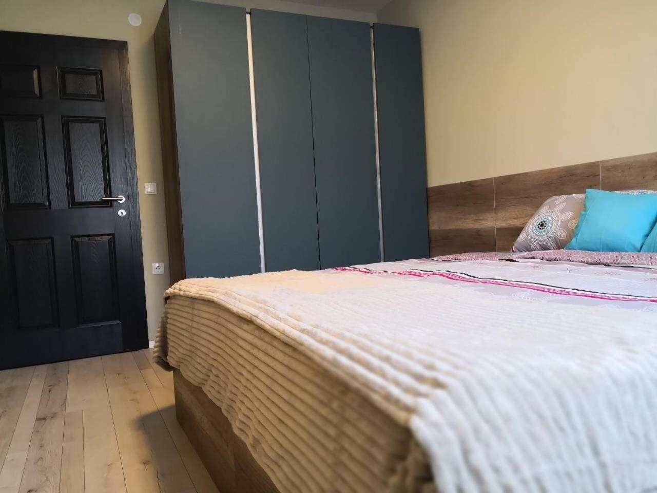 Mihajlovik Lux Apartment In Heart Of Скоп'є Екстер'єр фото